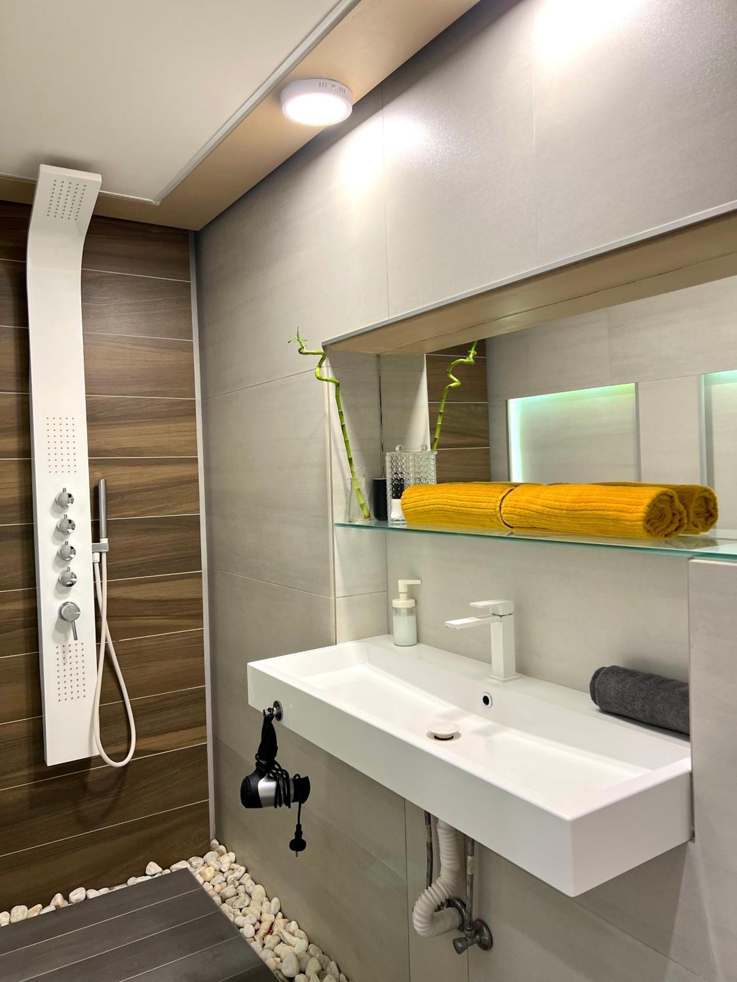 Small Home Budapest Drava Ngoại thất bức ảnh